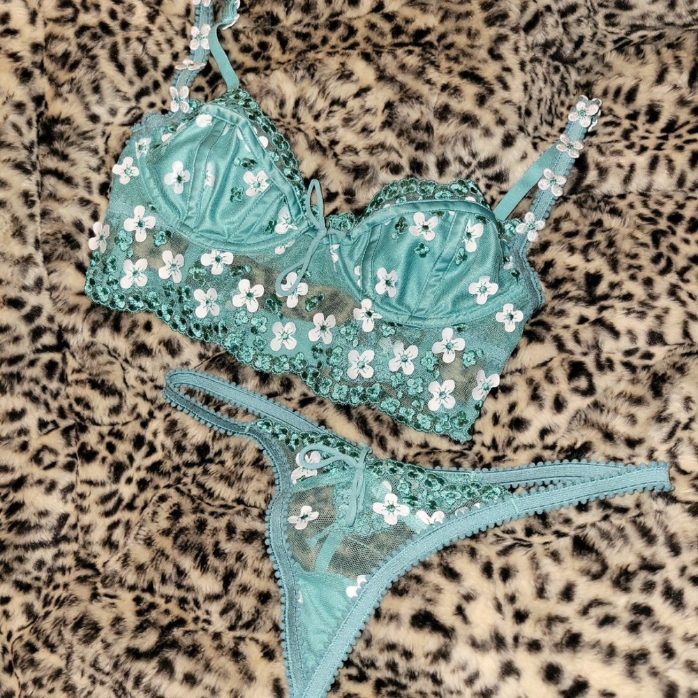 For love & lemons set